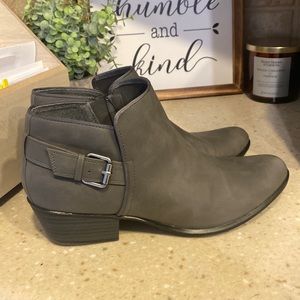 Booties - Esprit Brand